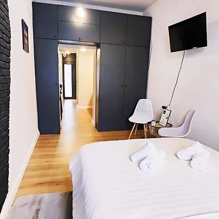 Apartment Bridge View Studio
